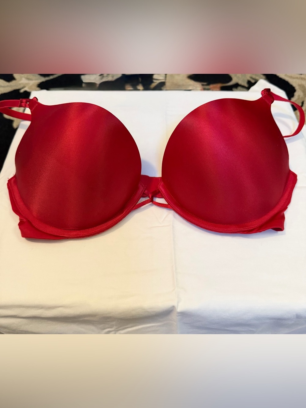 Victoria's Secret Red Bombshell Plunge Push-Up Bra
